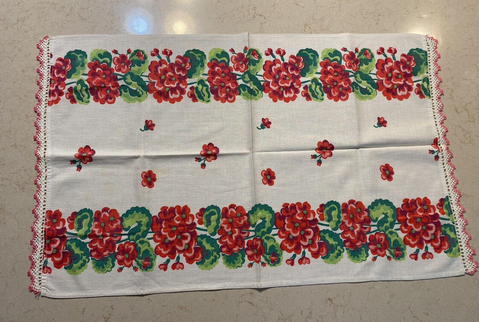 Vintage Cotton Dish Towel Pretty Florals Crocheted Edges