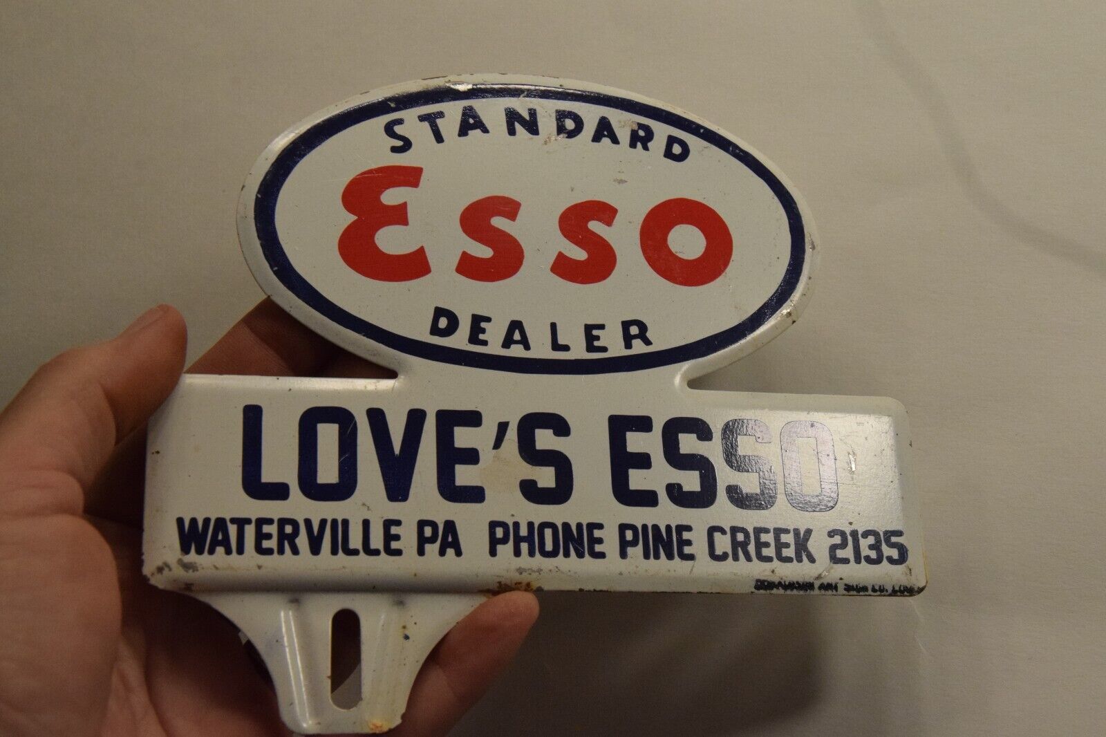 RARE 1950s LOVE STANDARD OIL ESSO GAS STATION STAMPED PAINTED METAL TOPPER SIGN