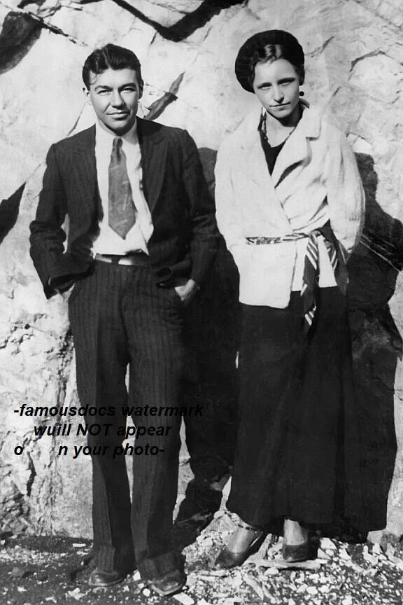 1933 Bonnie & Clyde PHOTO Gangster Bonnie Parker Clyde Barrow Pic