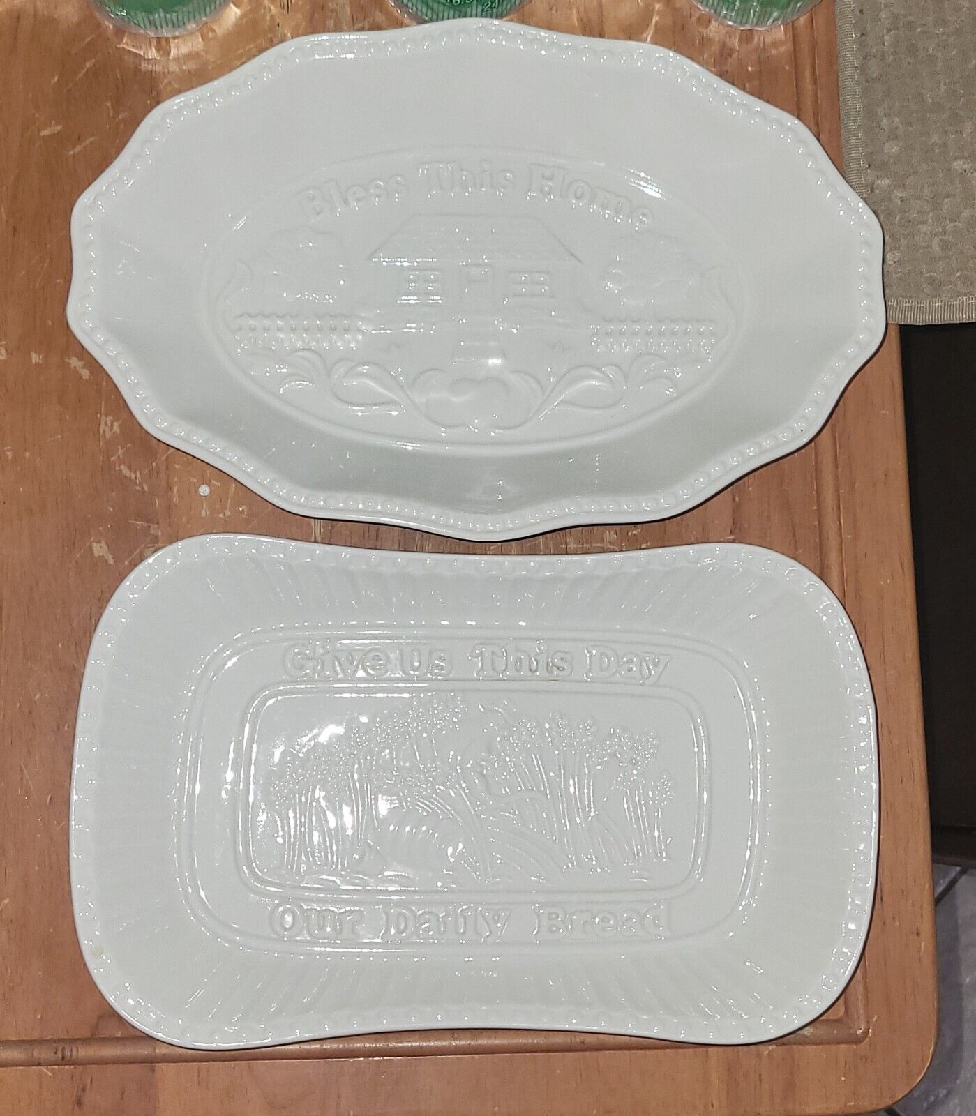Sienna by Godinger Ceramic Dish - Two Piece Set - Porcelain - Bread and Bless