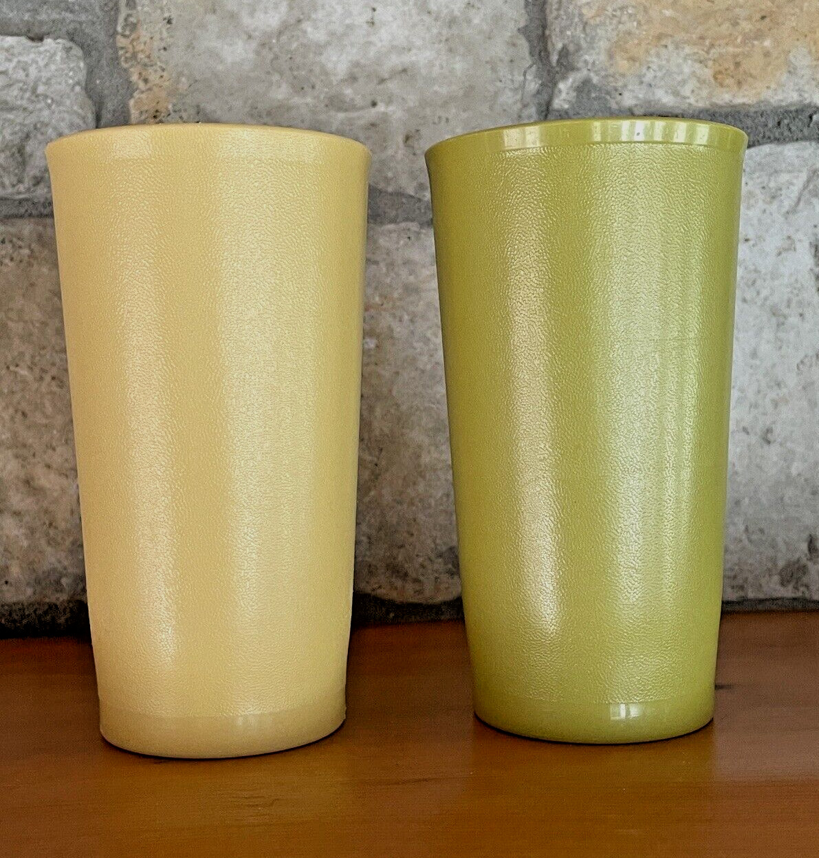 Vintage Tupperware TUMBLERS #873 - Lot of Two (2) Harvest Gold & Avocado 12 oz.