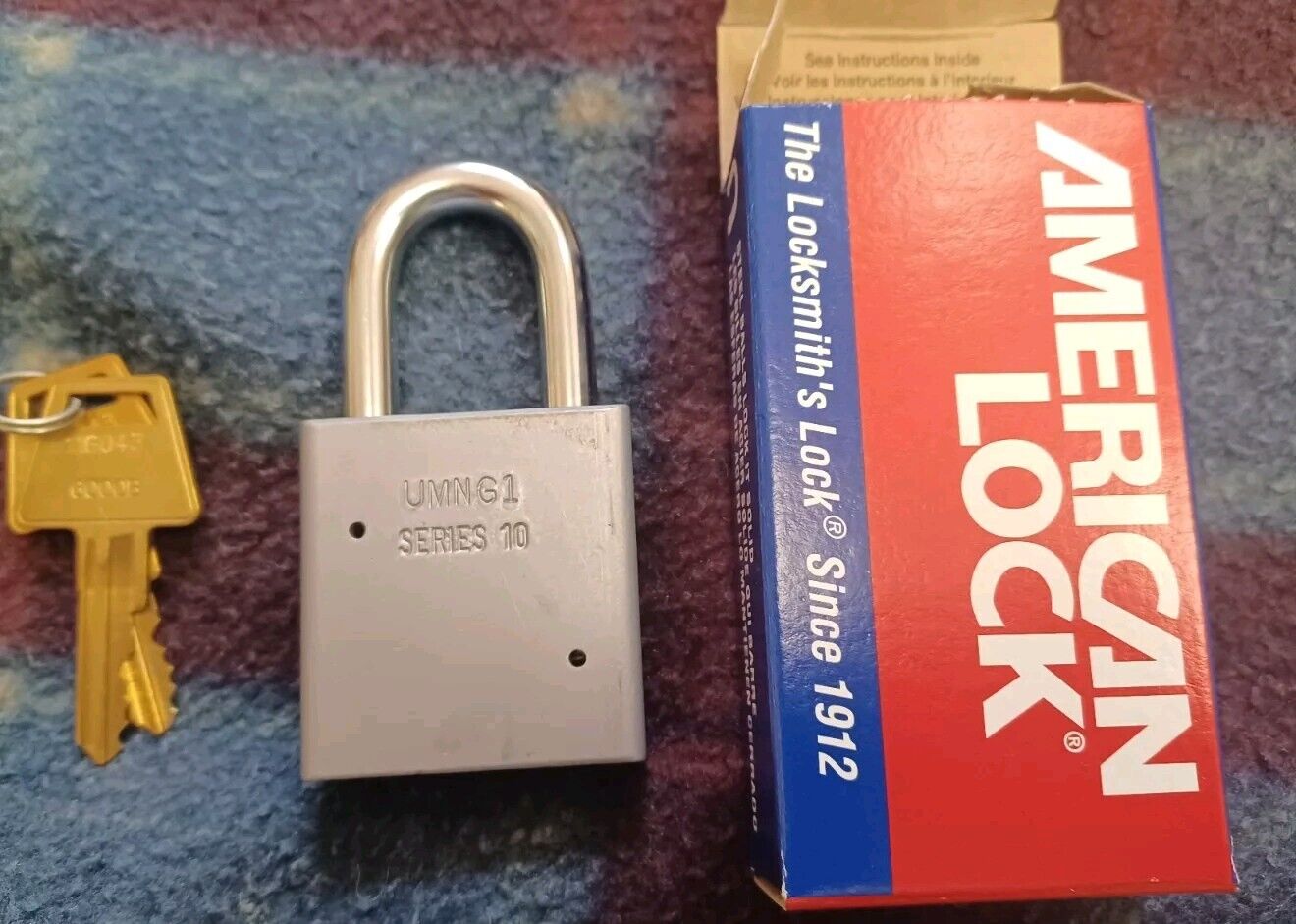 American Lock Padlock,  Series A10  w/ 2 Keys, KD