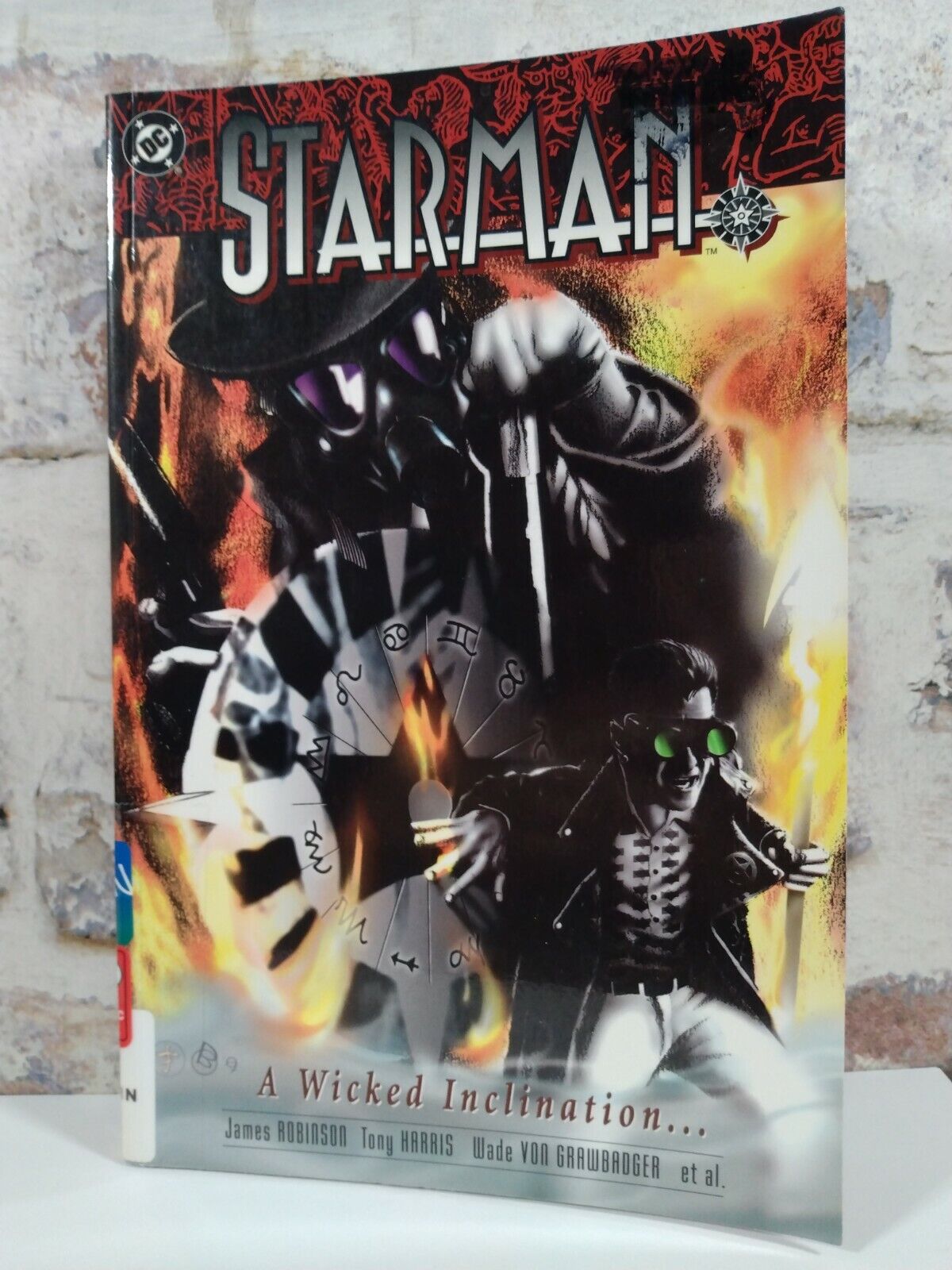 Starman Volume 3 A Wicked Inclination James Robinson Tony Harris OOP 1998.