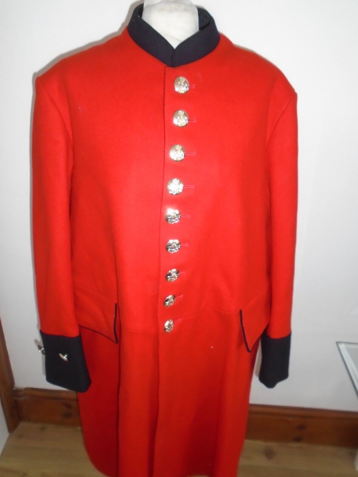 ROYAL CORPS OF INVALIDS CHELSEA PENSIONERS MENS TUNIC CHEST 104CM 