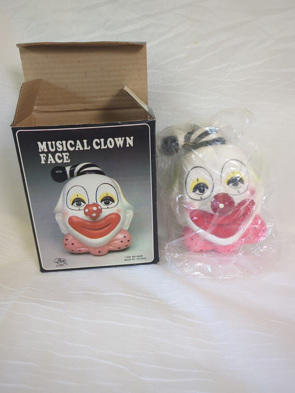 Vintage Hanging Clown Face Music Box Twist Nose 6.5 Inche New In Original Box