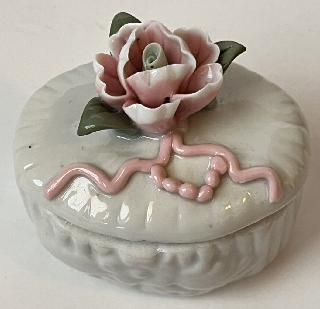 Vintage Pink Cream Rose Porcelain Decorative Trinket Box With Lid