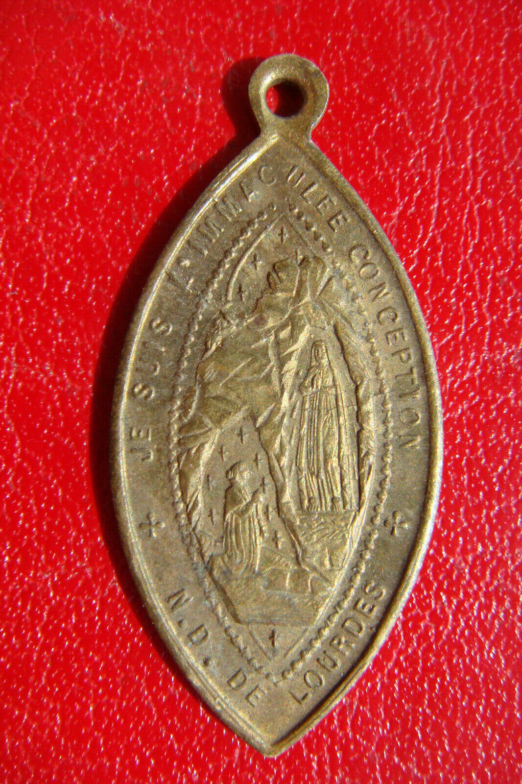 CHURCH OF OUR LADY OF LOURDES IMMACULATE CONCEPTION OLD VINTAGE FRENCH MEDAL