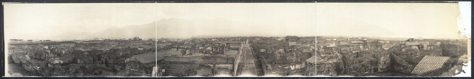 Photo:1909 Panoramic: Destroyed city of Pompeii