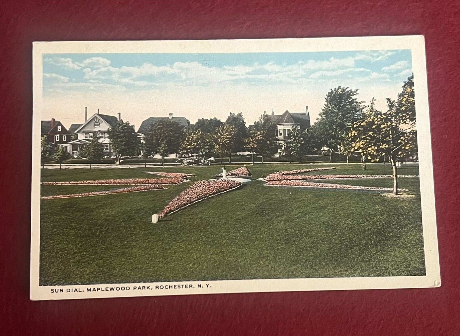 Postcard - Sun Dial, Maplewood Park Rochester NY Unposted