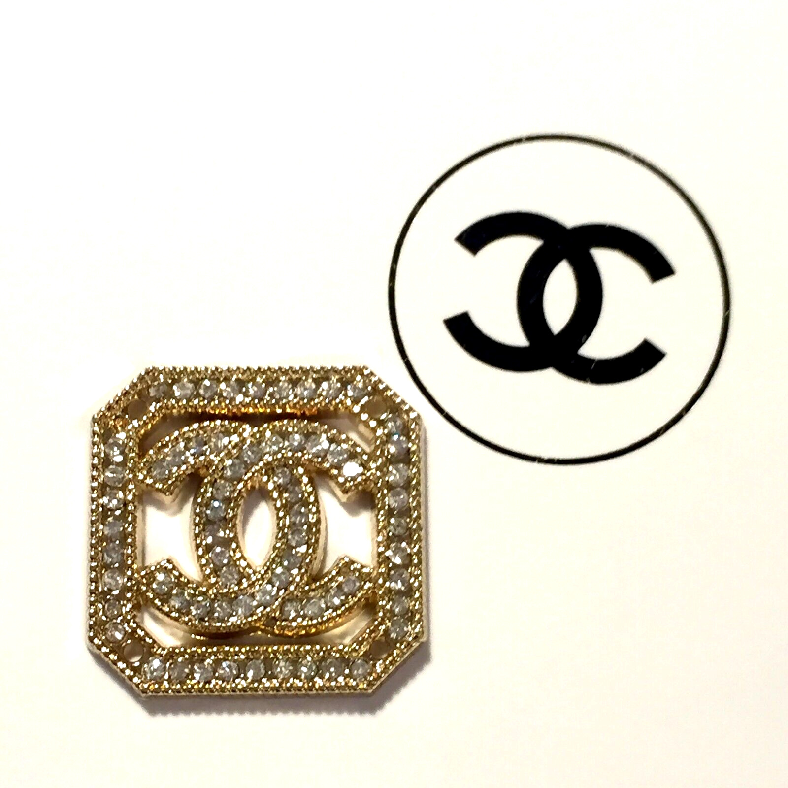1 Vintage original large 24 mm x 24 mm Chanel CC Logo gold tone button 4 holes