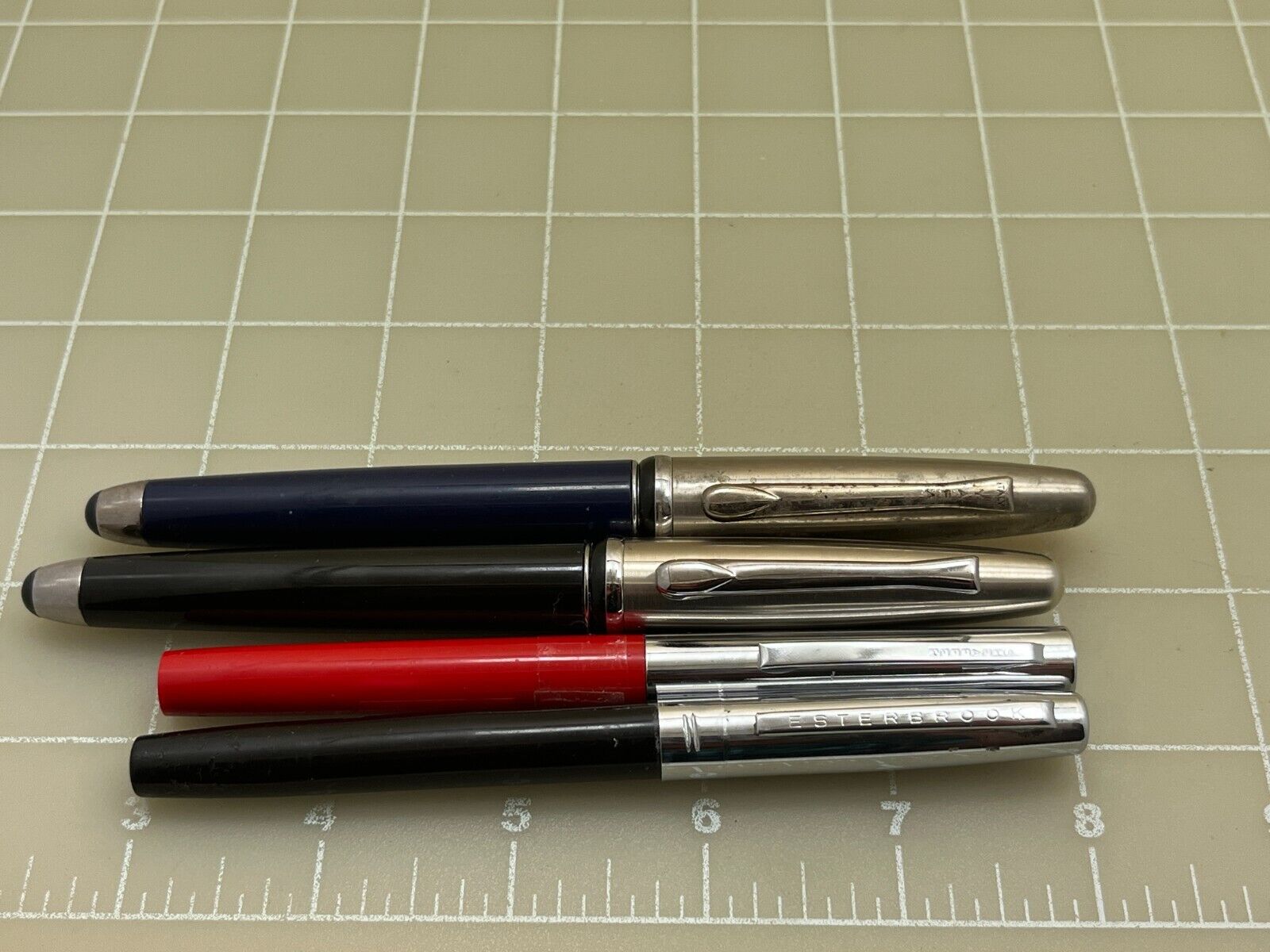 Judd's Lot of 4 Old Fountain Pens