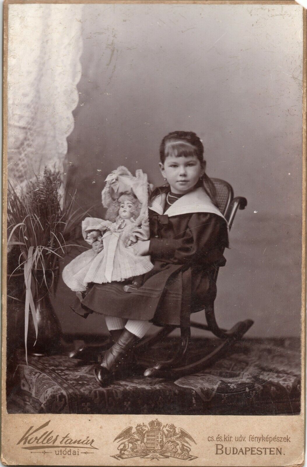 HUNGARY BUDAPEST GIRL WITH ANTIQUE DOLL TOY 1897 CDV PHOTO CABINET Koller Karoly