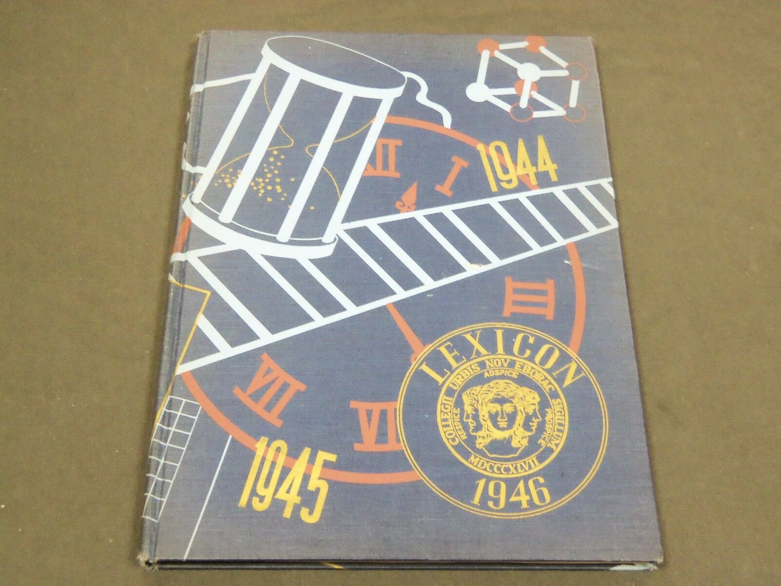 1946 CITY COLLEGE BUSINESS & CIVIC ADMIN SCHOOL YEARBOOK - NY - LEXICON - YB 830