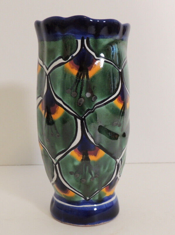Vintage Castillo Mexico Vase Hand Painted Mexican Clay Pottery 5.5\