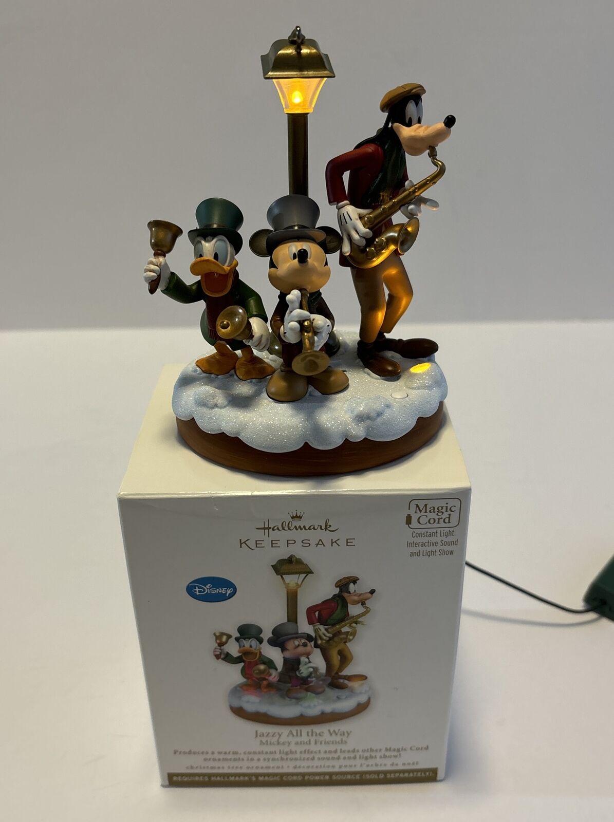 Hallmark Disney Jazzy All the Way Mickey & Friends Keepsake Ornament 2011