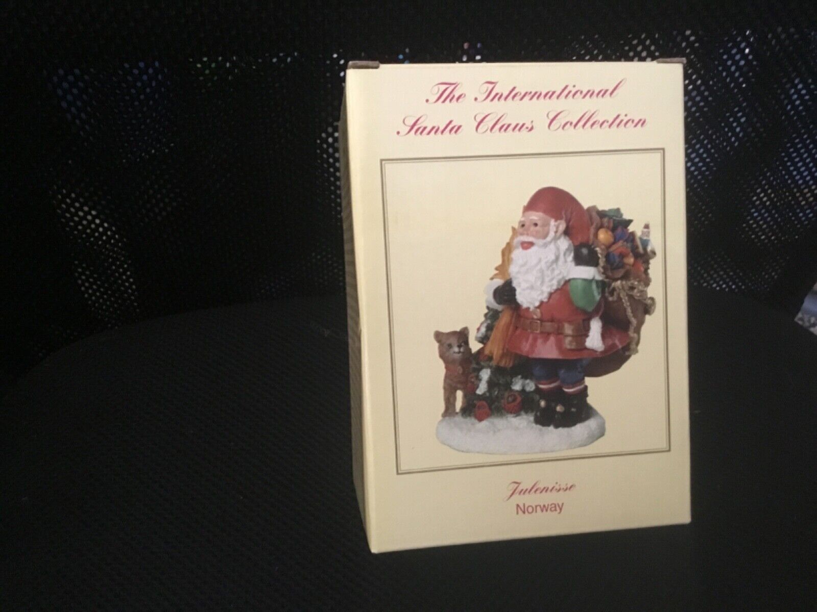 The International Santa Claus Collection Julenisse Norway 2002 SC57 Collectible