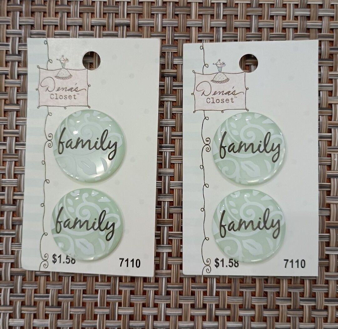 Le Bouton Dena\'s Closet Family Design Buttons 4 Buttons Green Scroll Craft 