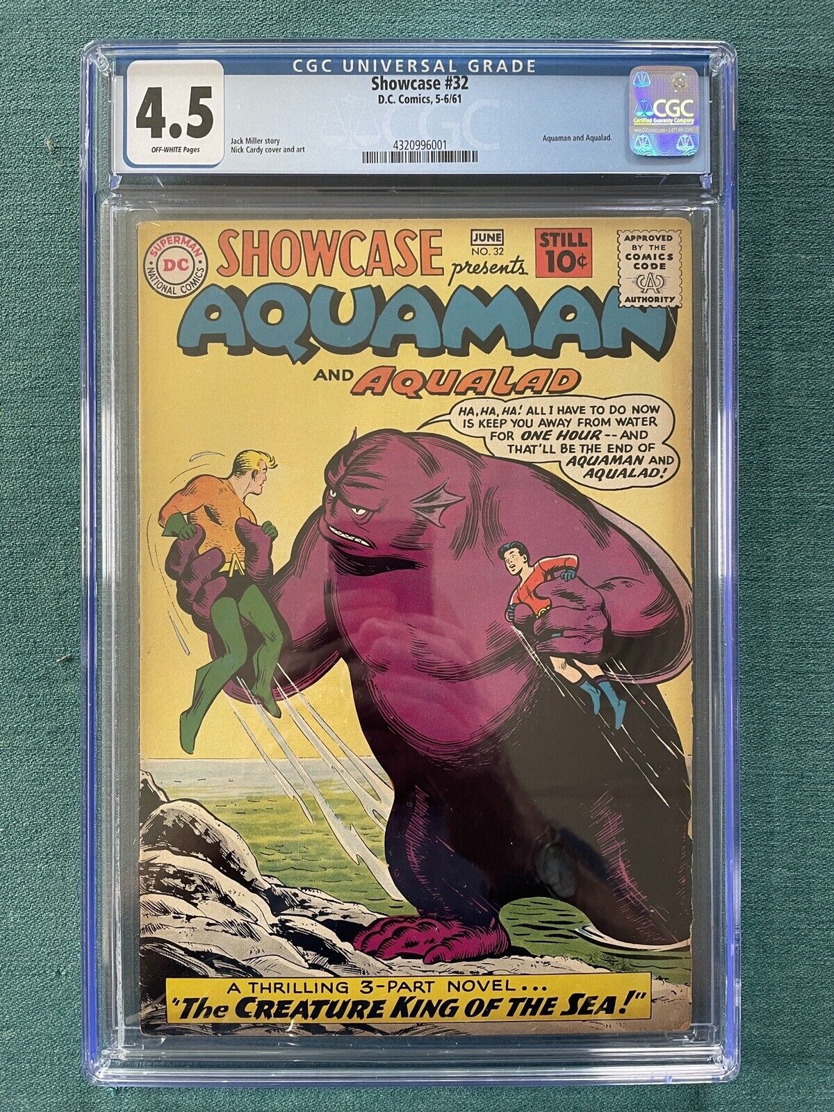 Showcase #32 1961 CGC 4.5 Aquaman Silver Age Classic