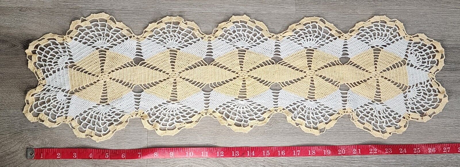 Vtg Hand Crochet Lace Doily Rectangle Table Runner Mat 27\