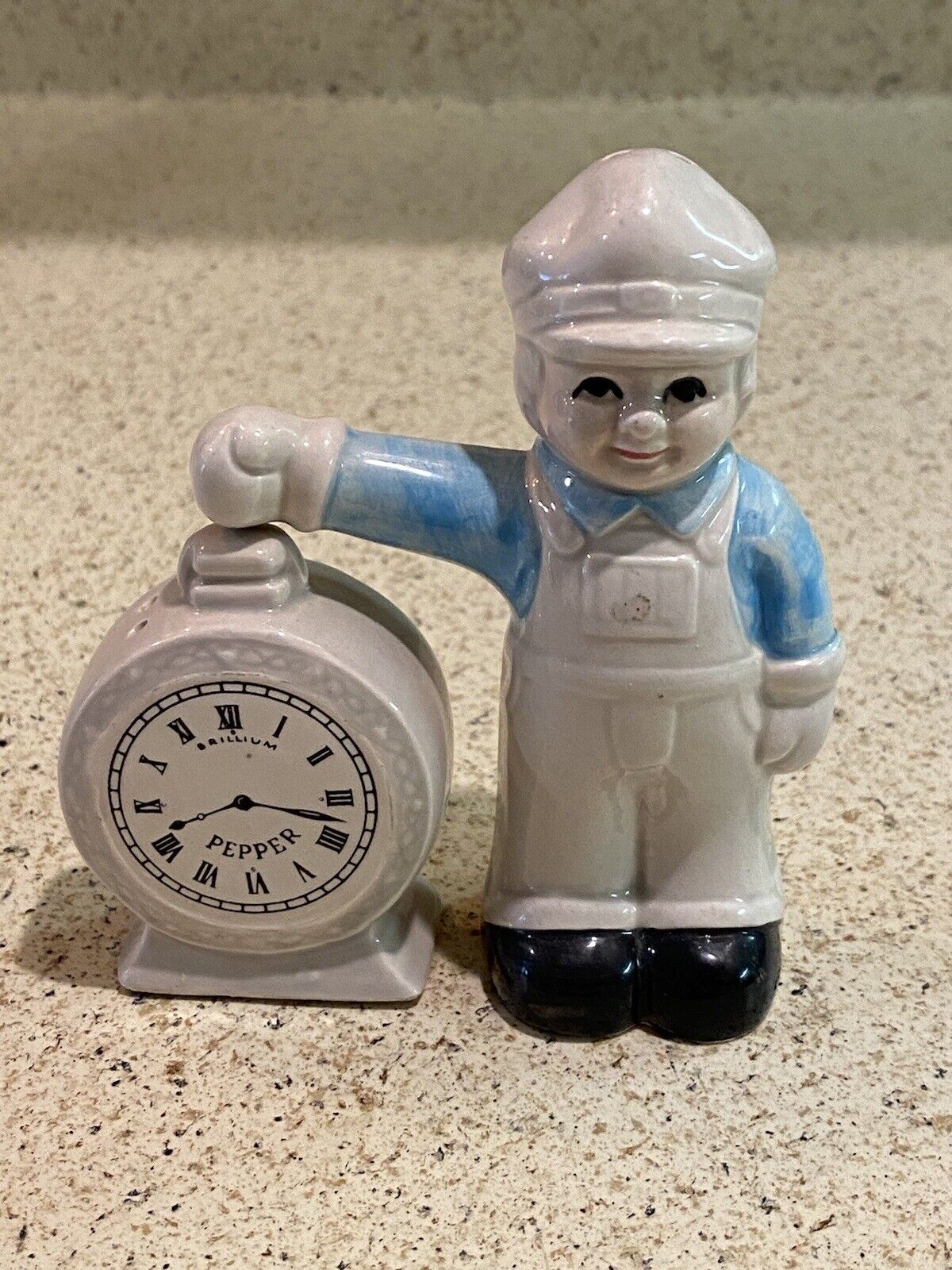 Five and Dime Train Engineer and Pocket Watch Salt & Pepper Shakers Vintage 1992