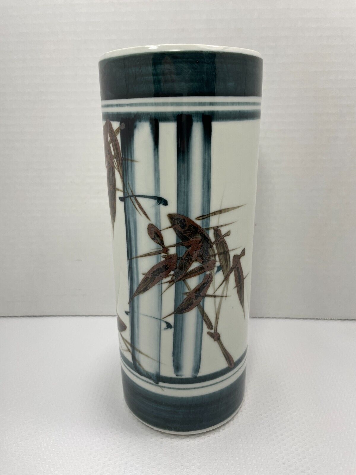 Vtg Japanese Vase 11 3/8\'\' Hand Painted Glazed Calligraphic Painted Bamboo Decor