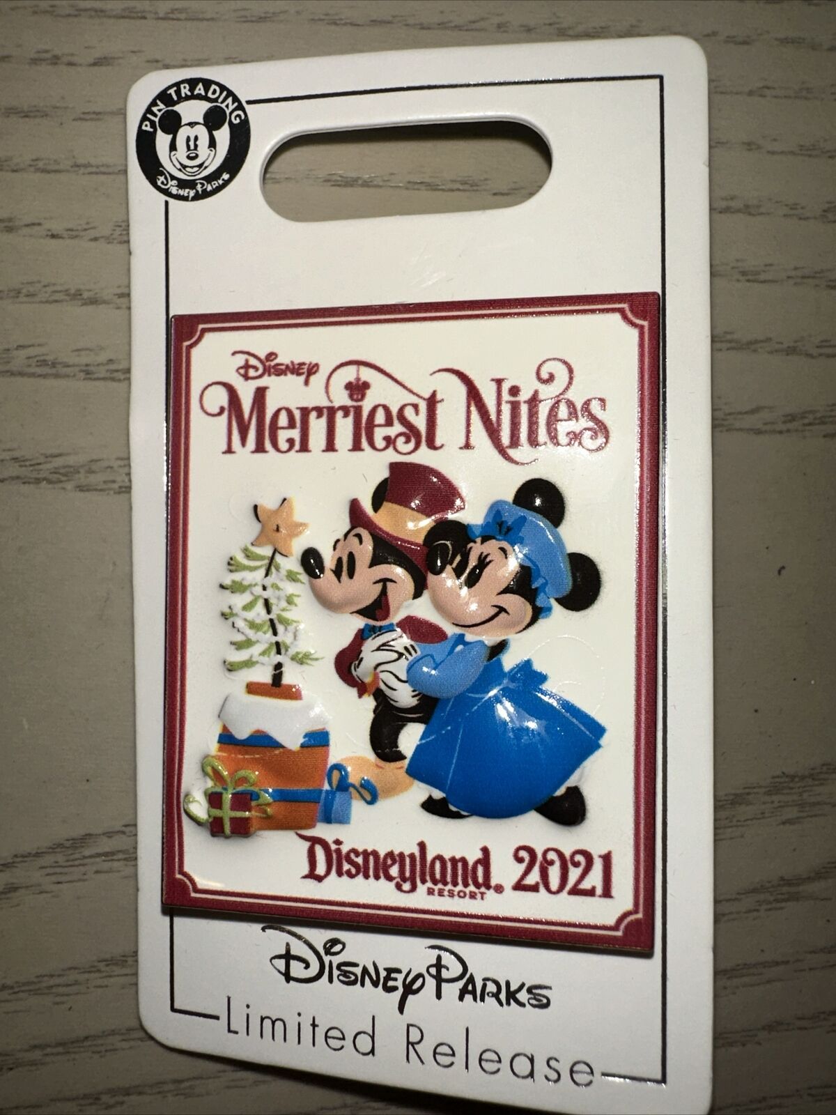 2021 Disney Parks Merriest Nites Mickey Mouse & Minnie Mouse Limited Release Pin