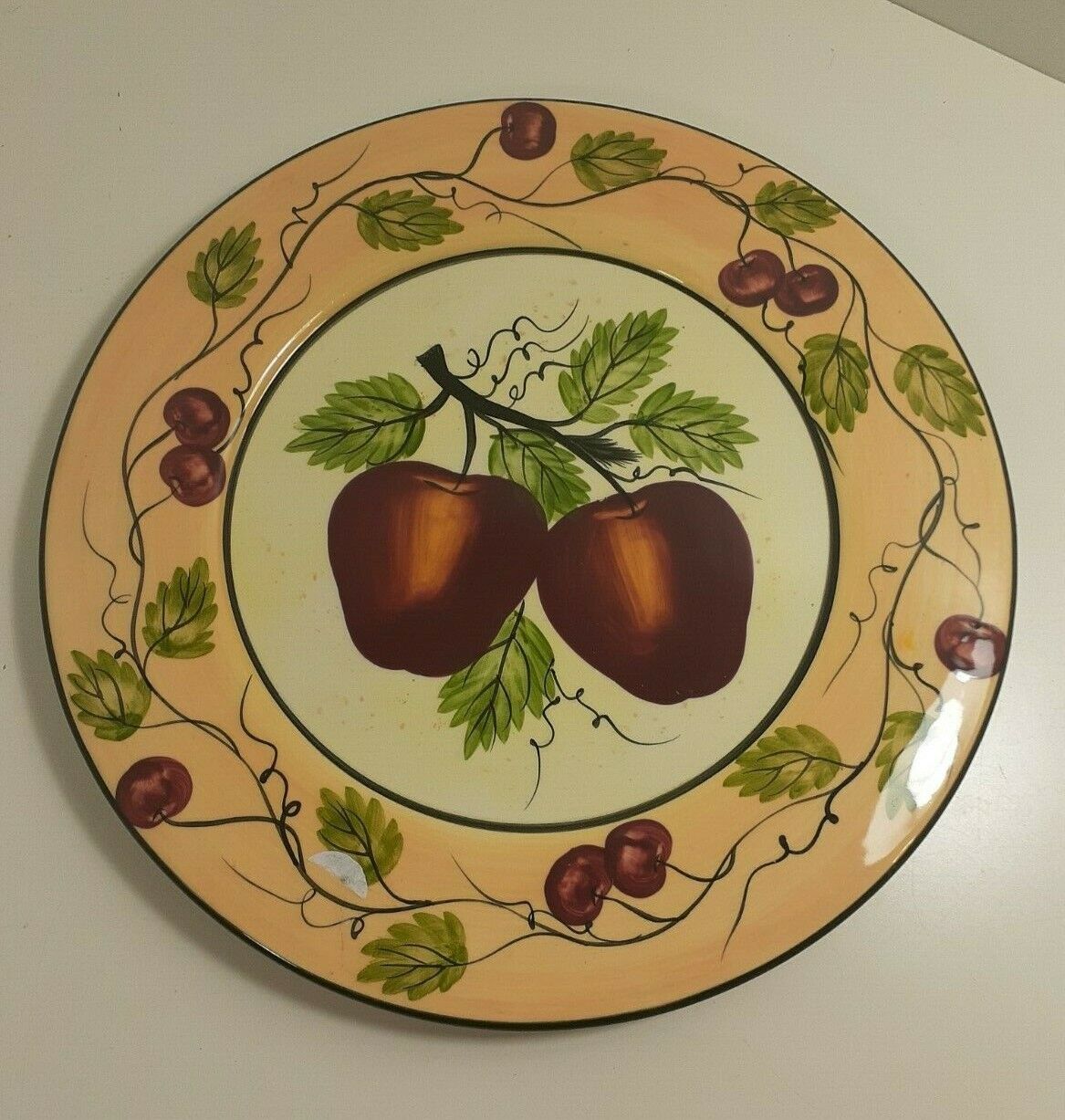 Casa Vero By ACK apple  Pattern Italian Glaze Pottery Dinner Platers 9 1/2 Inche