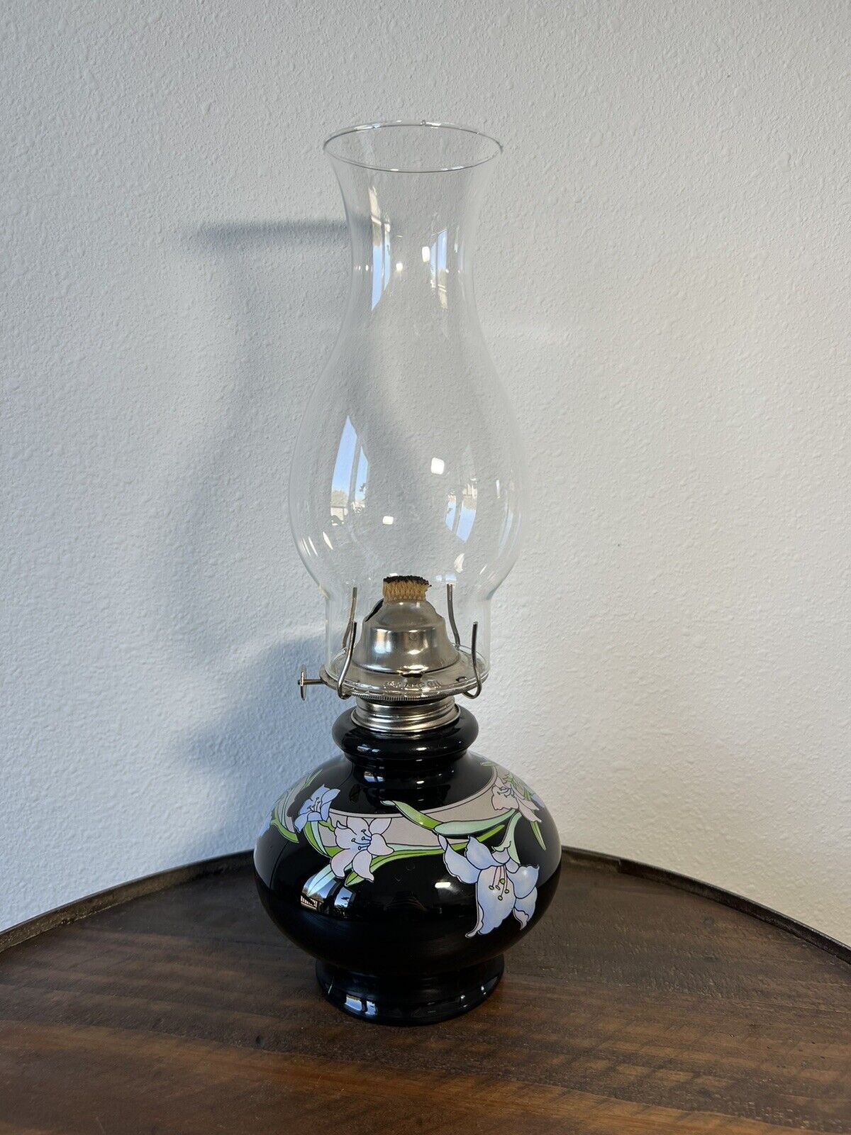 Vintage Kaadan LTD Glass Black Floral Oil Lamp