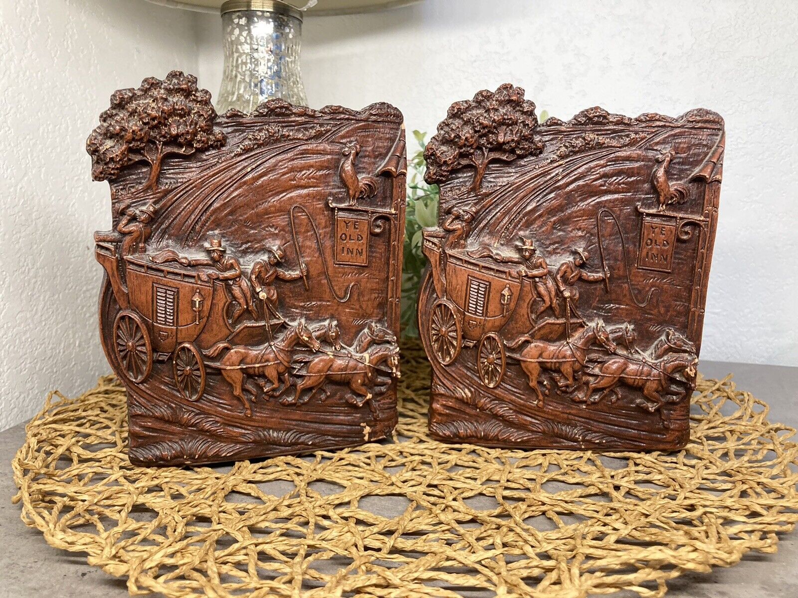 Vintage Set of Mid Century Syroco Wood Ye Old Inn Coach Horse Bookends Set