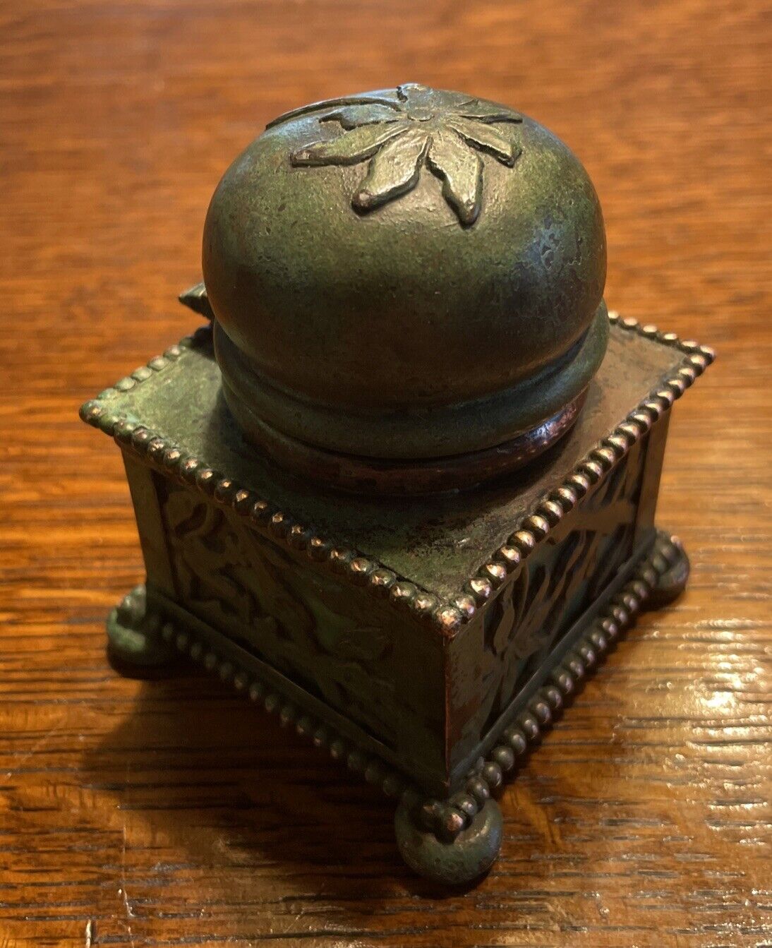 ANTIQUE APOLLO STUDIOS NY INKWELL:AGED VERDE GRIS BRONZE PATINA w/ GREEN GLASS