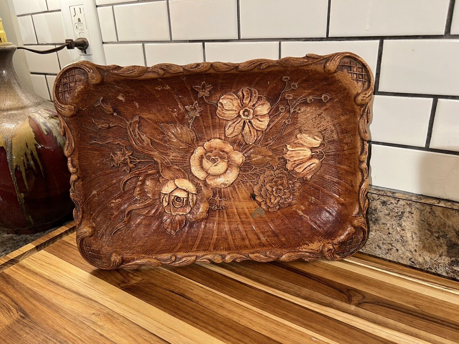 Vintage Multi Products Inc 1944 Brown Resin Faux Wood Tray Flowers USA