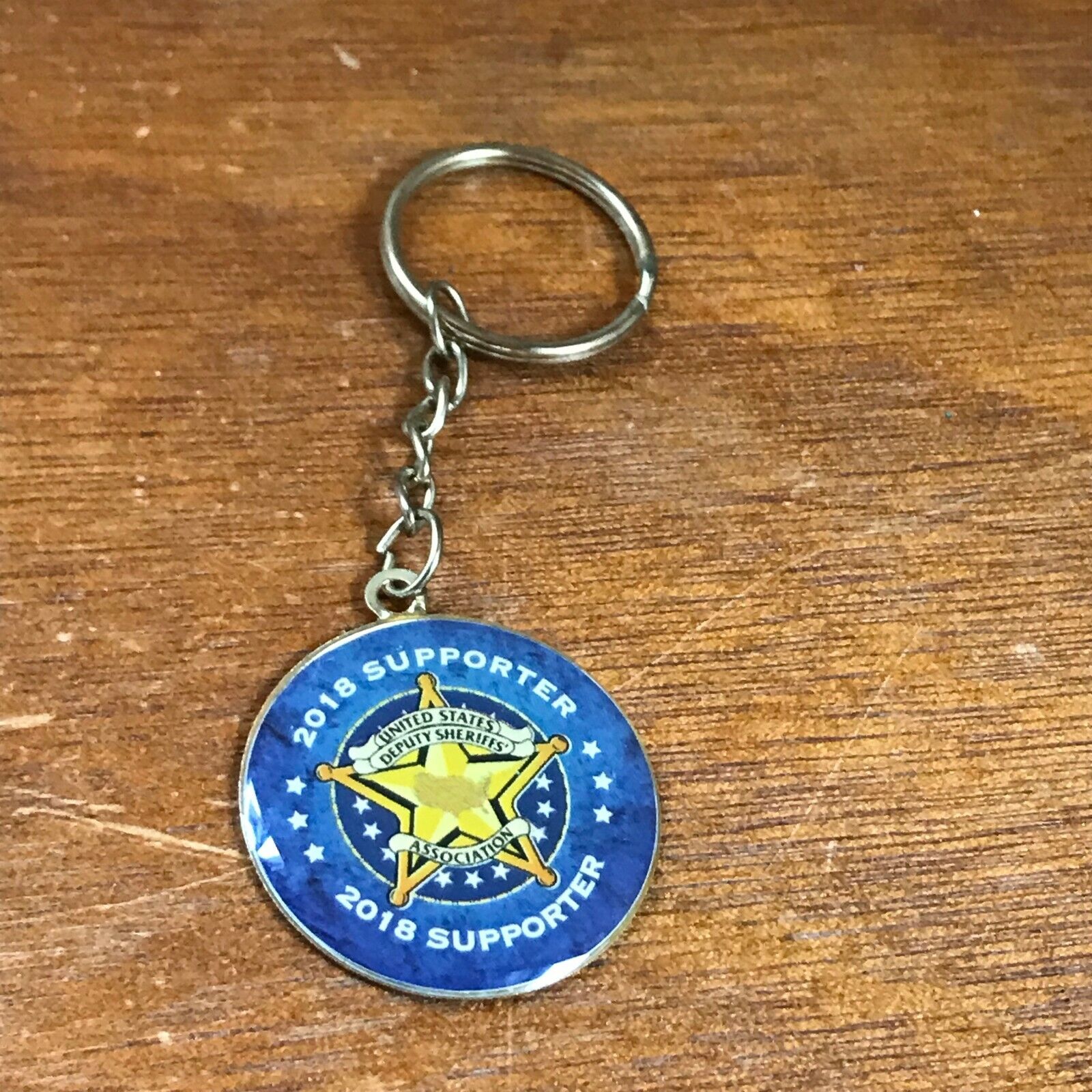 2018 Supporter United States Deputy Sheriff’s Association Goldtone Key Chain  – 