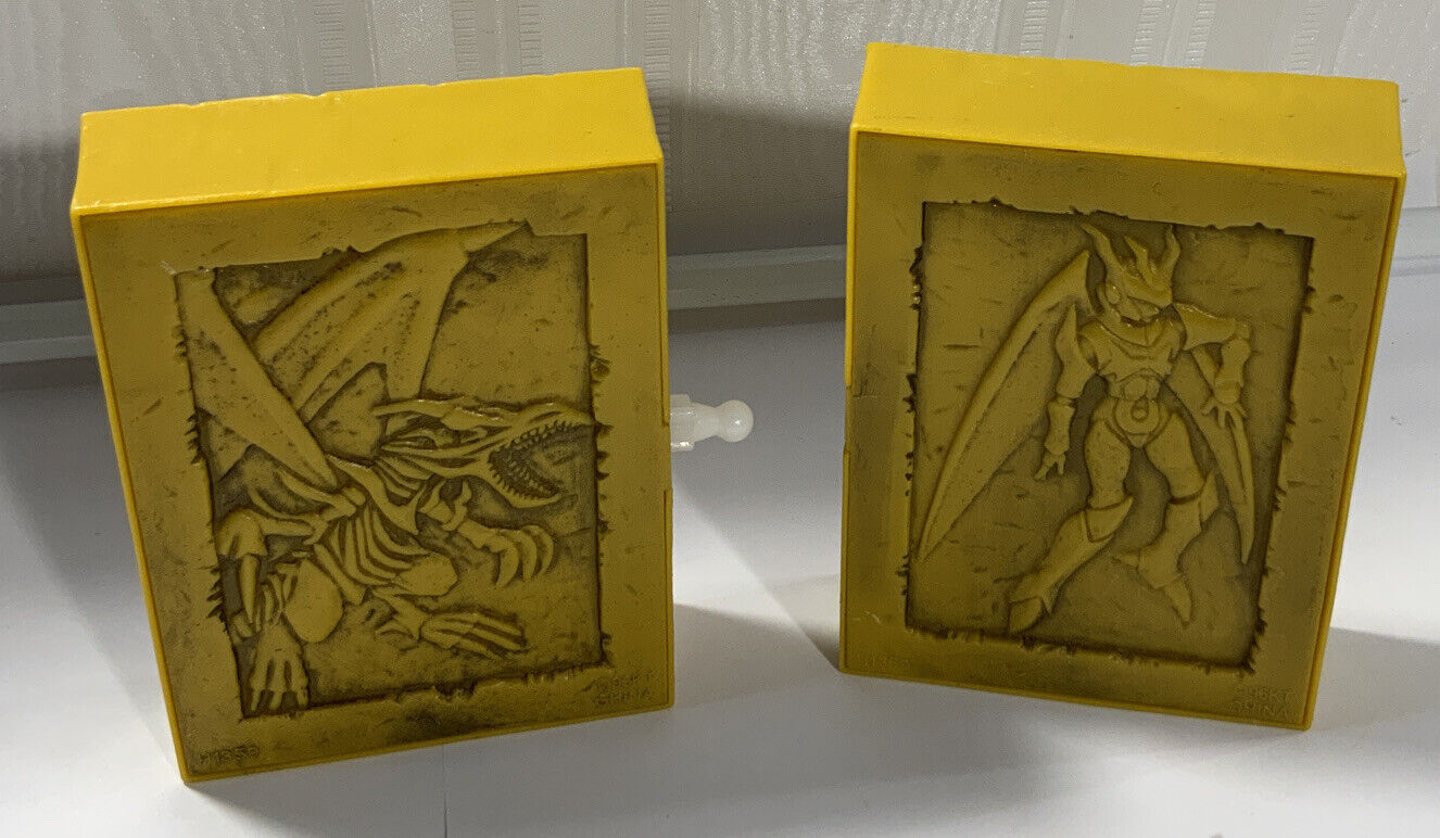 Mattel Yu-Gi-Oh Tablet Monsters 3D Blocks 4” x 3”