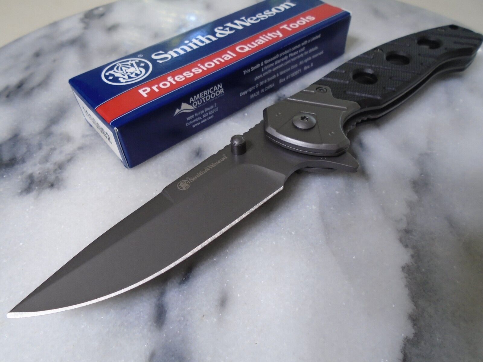 Smith & Wesson Pocket Knife 1100062 G10 Liner Lock 7Cr17MoV Flipper Folder New