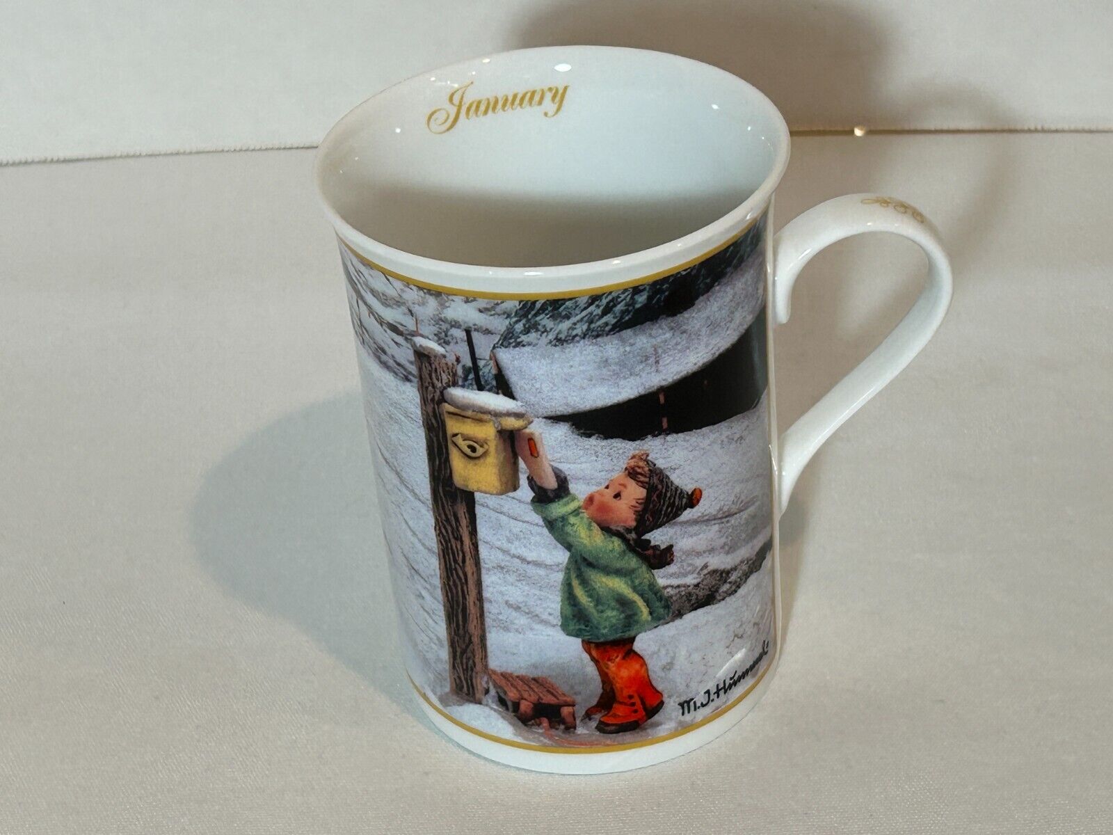 Hummel Coffee Tea Cups Porcelain Collectable Danbury Mint Seasonal Scenes