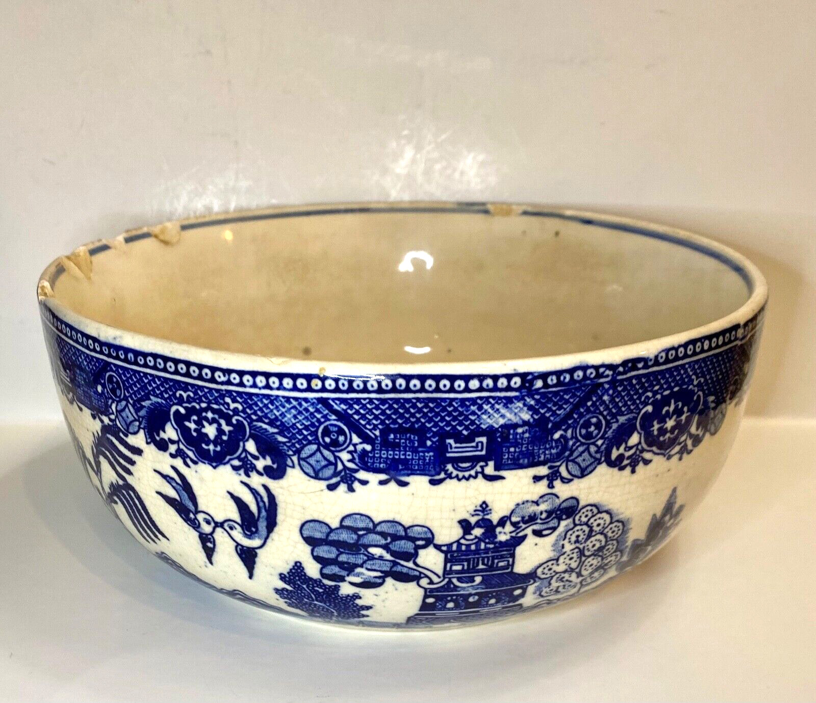 SALE-Antique Japanese Moriyama Pottery Blue Willow Large Bowl 9\