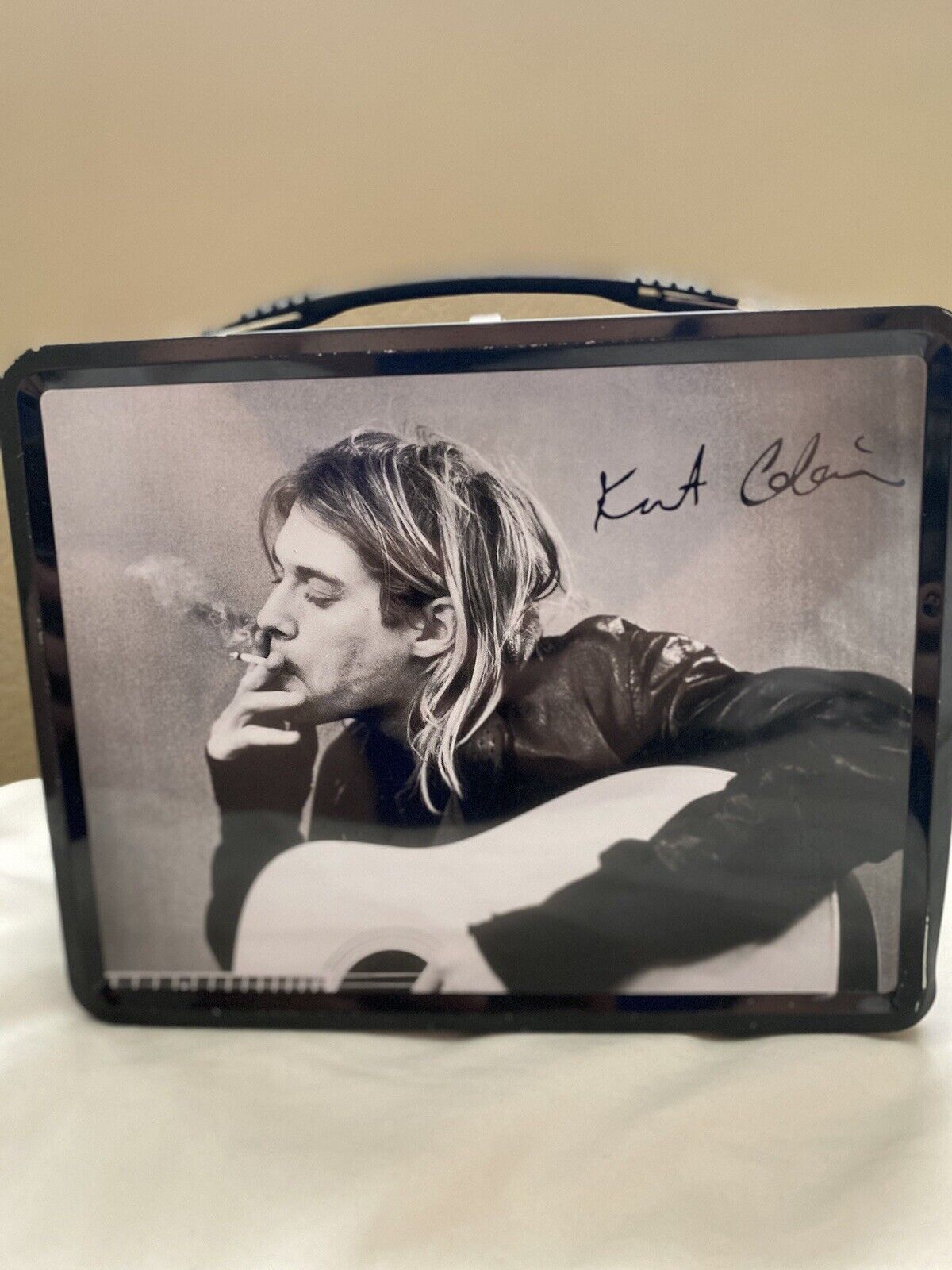 VINTAGE KURT COBAIN LUNCHBOX w/ THERMOS - Great Condition, NECA - Org. Price Tag