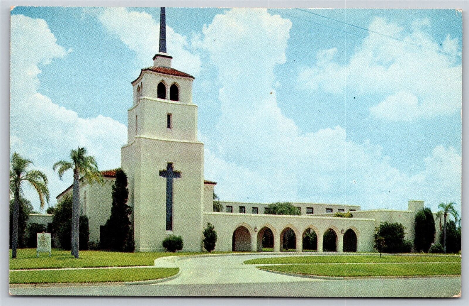 Postcard First Methodist Church of Lake Wales FL T190