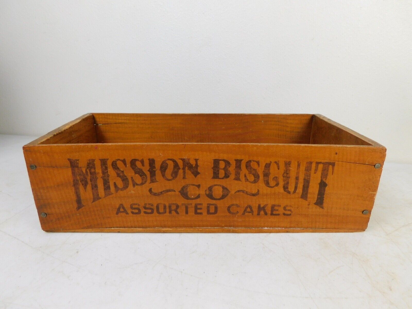 Antique Box Wood Old General Store 1900s MISSION BISCUIT Co. Assorted Cakes HOT