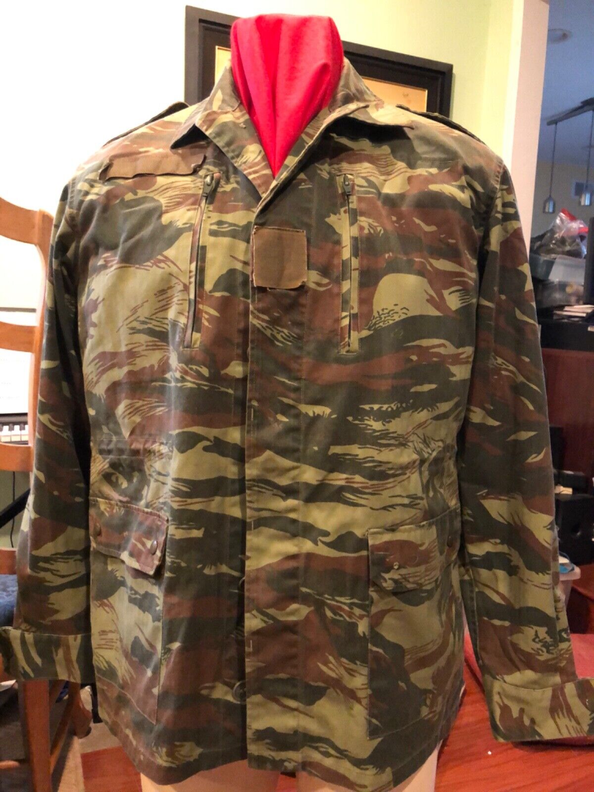 vintage french military F1 lizard camo jacket…..Large