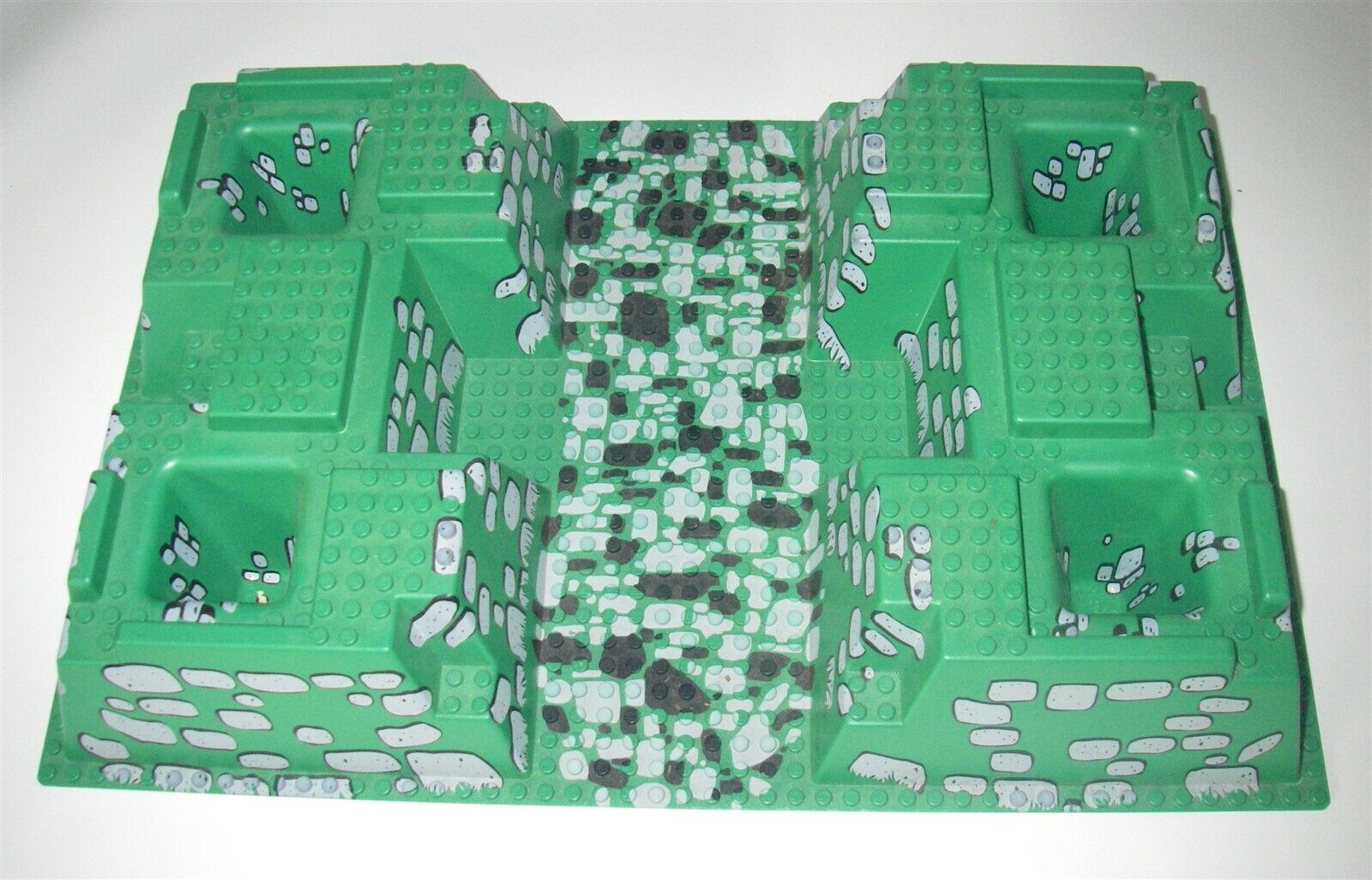 LEGO 6098 KING LEOS CASTLE BASEPLATE