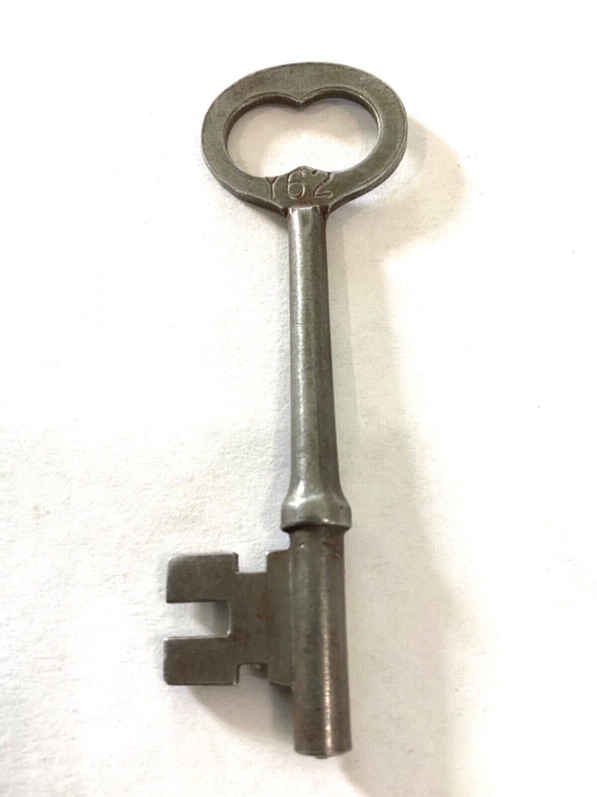 Antique Skeleton Key Y62 Vintage