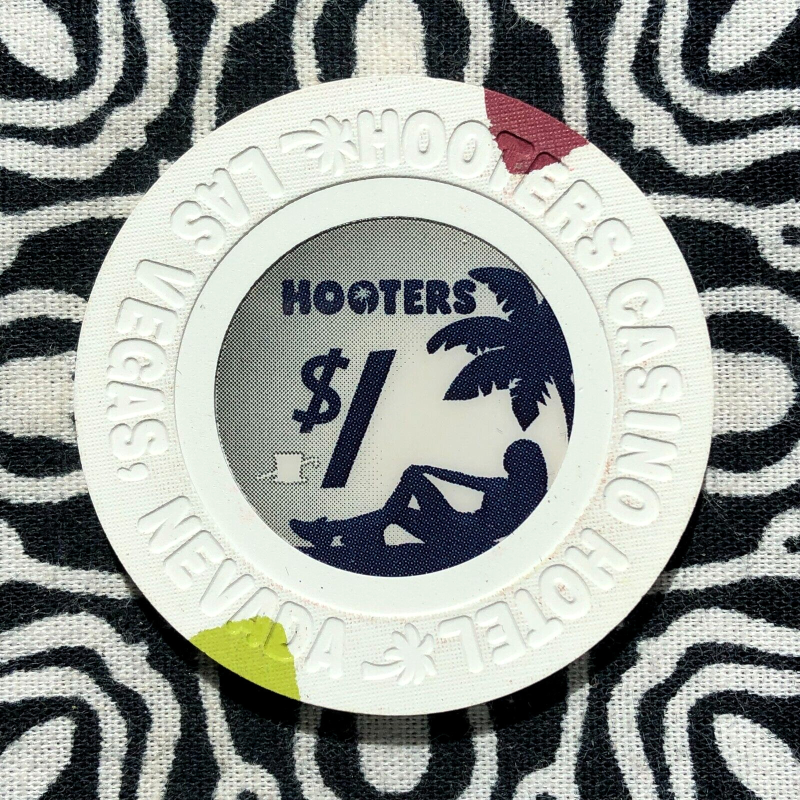 (1) Hooters Hotel $1 Las Vegas, Nevada Poker Gaming Casino Chip EX30