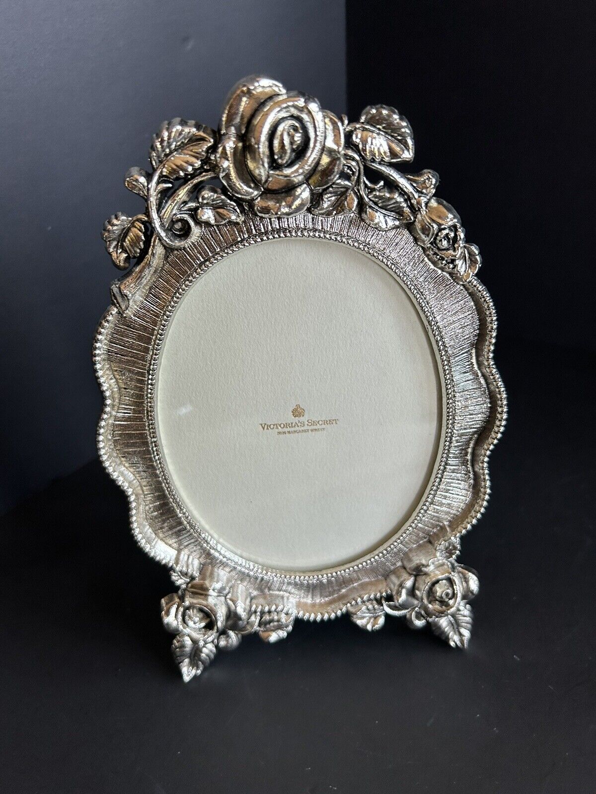 Victoria’s Secret Margaret Street Oval Frame Silver Roses For 4”x5” Photo
