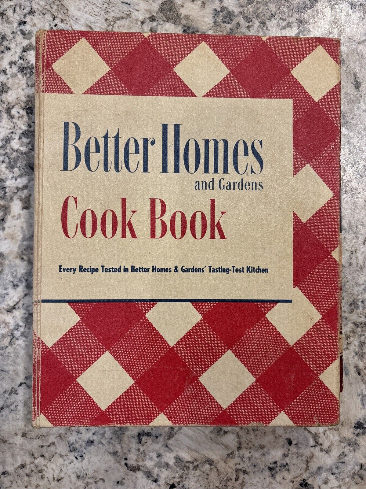 Vintage Better Homes & Garden 5 Ring Binder Copyright 1941-1951 Excellent