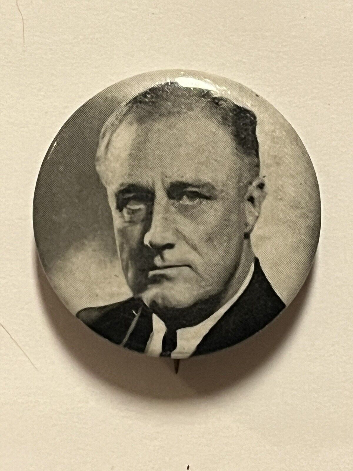 RARE 1936 FDR Franklin D. Roosevelt Campaign Button Racist Newspaper Backing