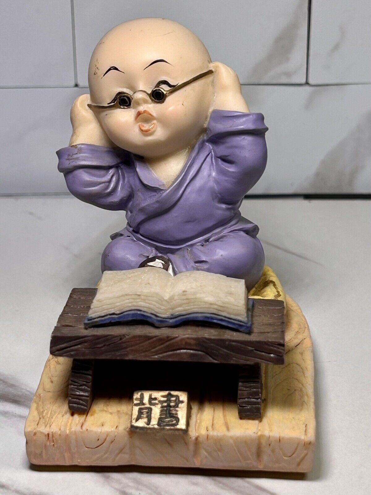 Vin Cute Shaolin Little Monk with Sunglasses Reading Books4\