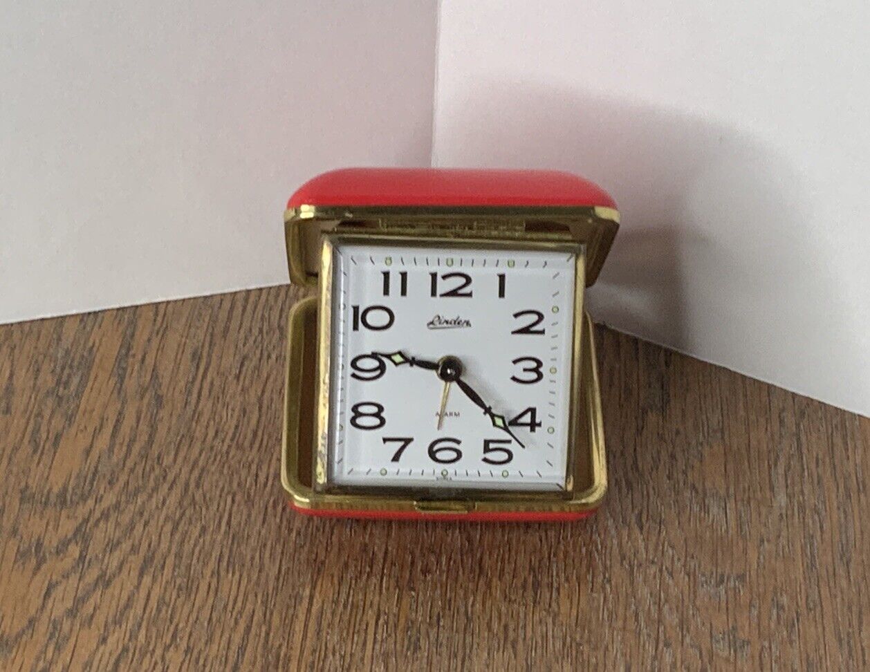 Vintage LINDEN Pocket Travel Wind Up Alarm Clock Folding Red Case Glow In Dark