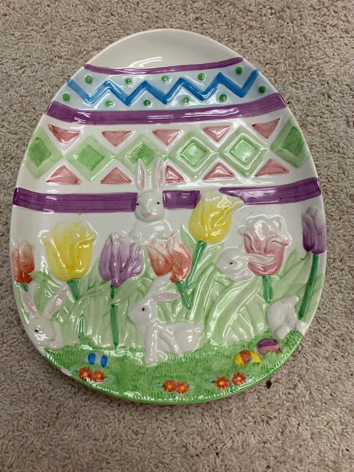 Inspirado Seattle Easter Ceramic Bunny Rabbit Egg Plate Bunny Garden Pastel 1995