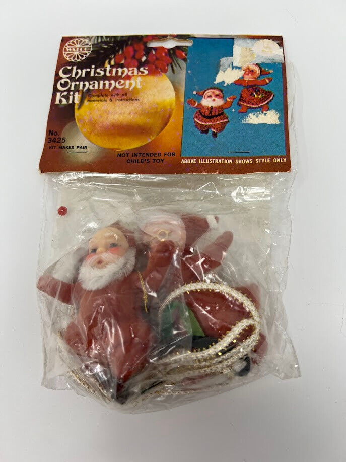 Vintage 1974 Walco Mr & Mrs Claus Christmas Ornament Kit